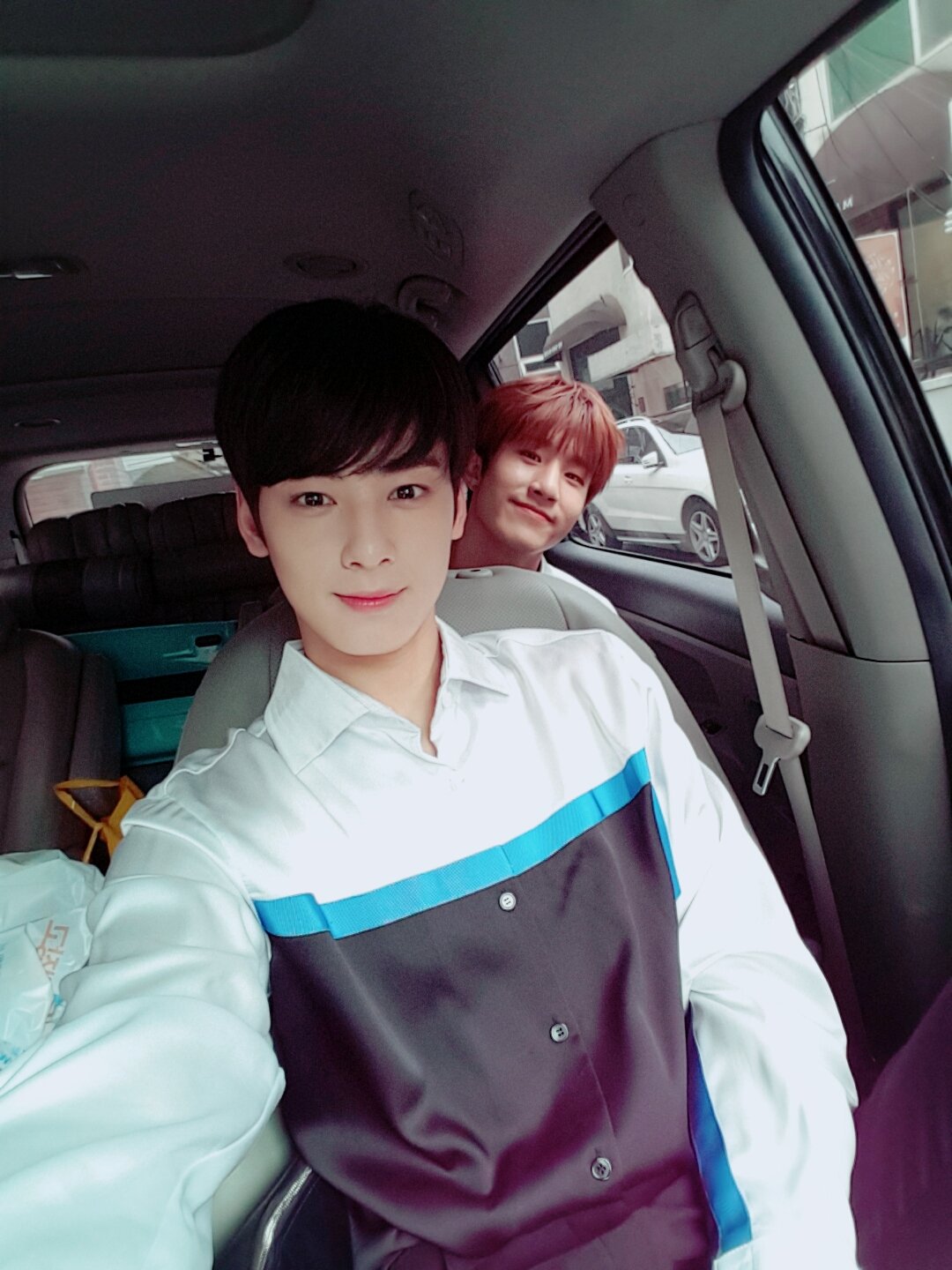 DGiCSP4UAAEyiC7.jpg:orig