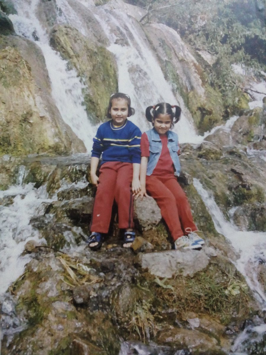 arisha_fatima10's tweet photo. @NIVEA_INDIA My Sis @fatima_zoya26 n I had climbed a waterfall holding n supporting each other in every step of our journey!! #FirstBFF #FriendshipDay https://t.co/pcxzWWWI59