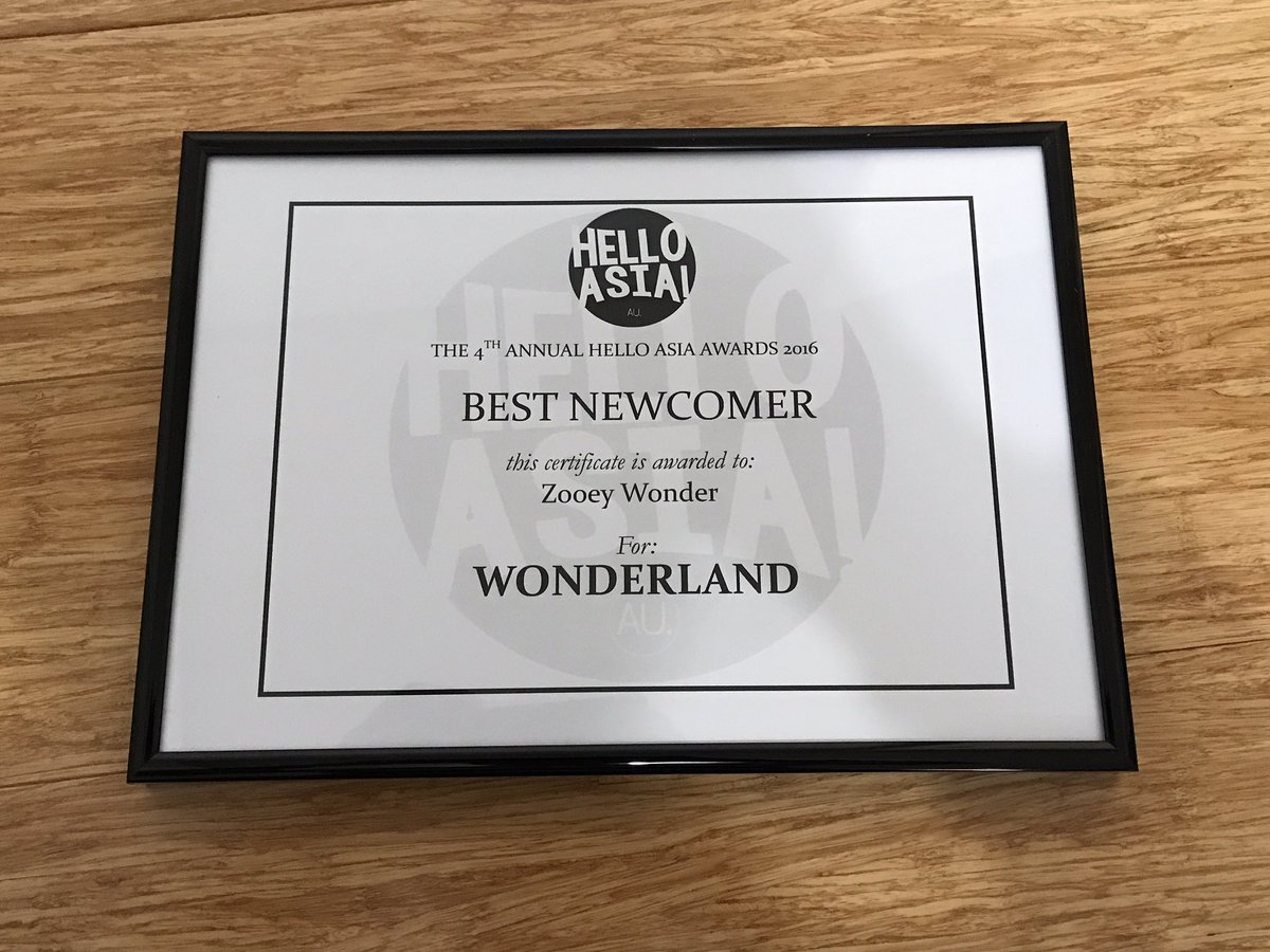 HelloAsiaAU's tweet photo. This is coming in the mail for you @zooeywonder! #HelloAsiaAwards https://t.co/aydNj3qnRZ