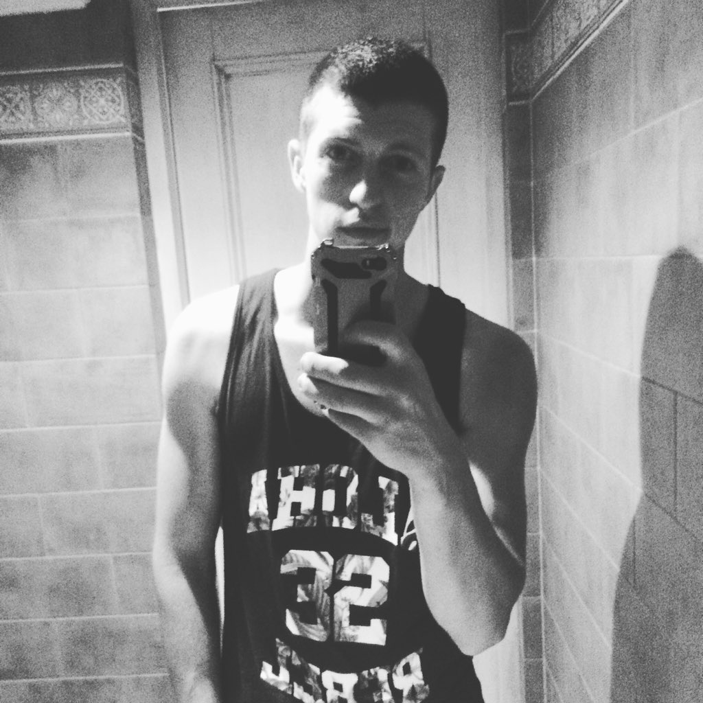 JustMcProd's tweet photo. #НовыйАватар https://t.co/grw3f8ZqlX