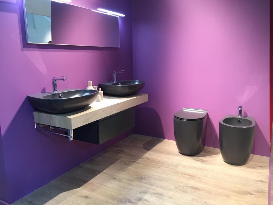 VematiWeb's tweet photo. #simas #cersaie2016 #sharp #frame #vignoni
#vemati https://t.co/STHFpXEpRN