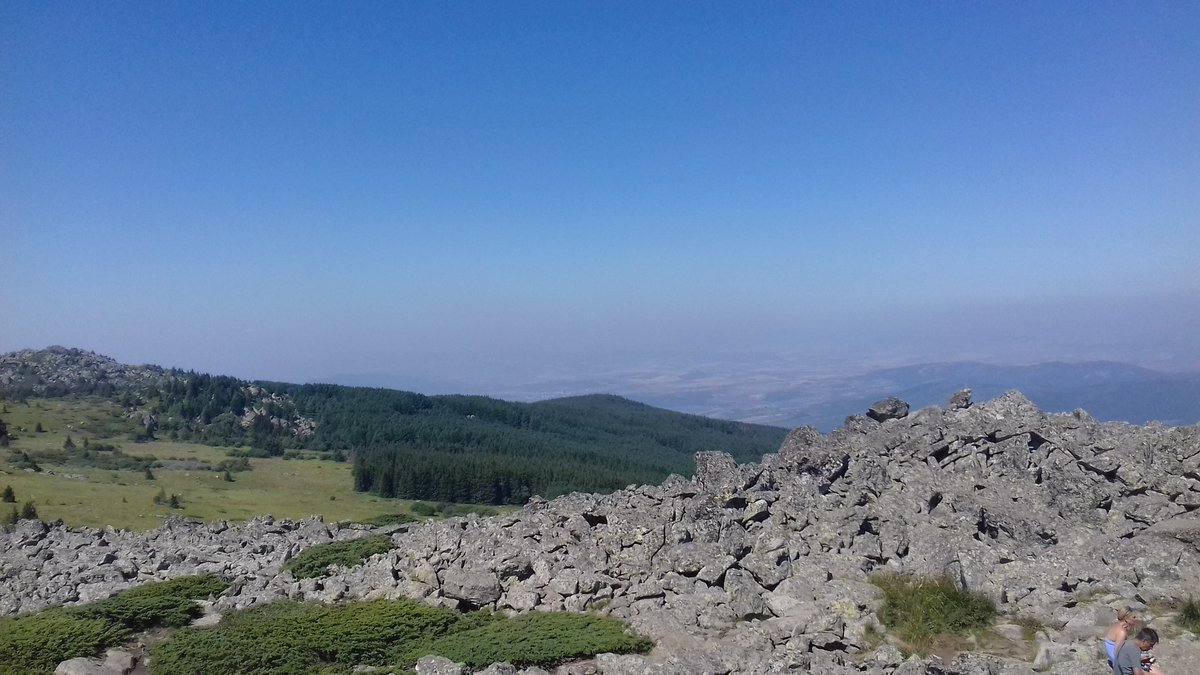 Сега. Витоша. Камен дел. Красиво е: