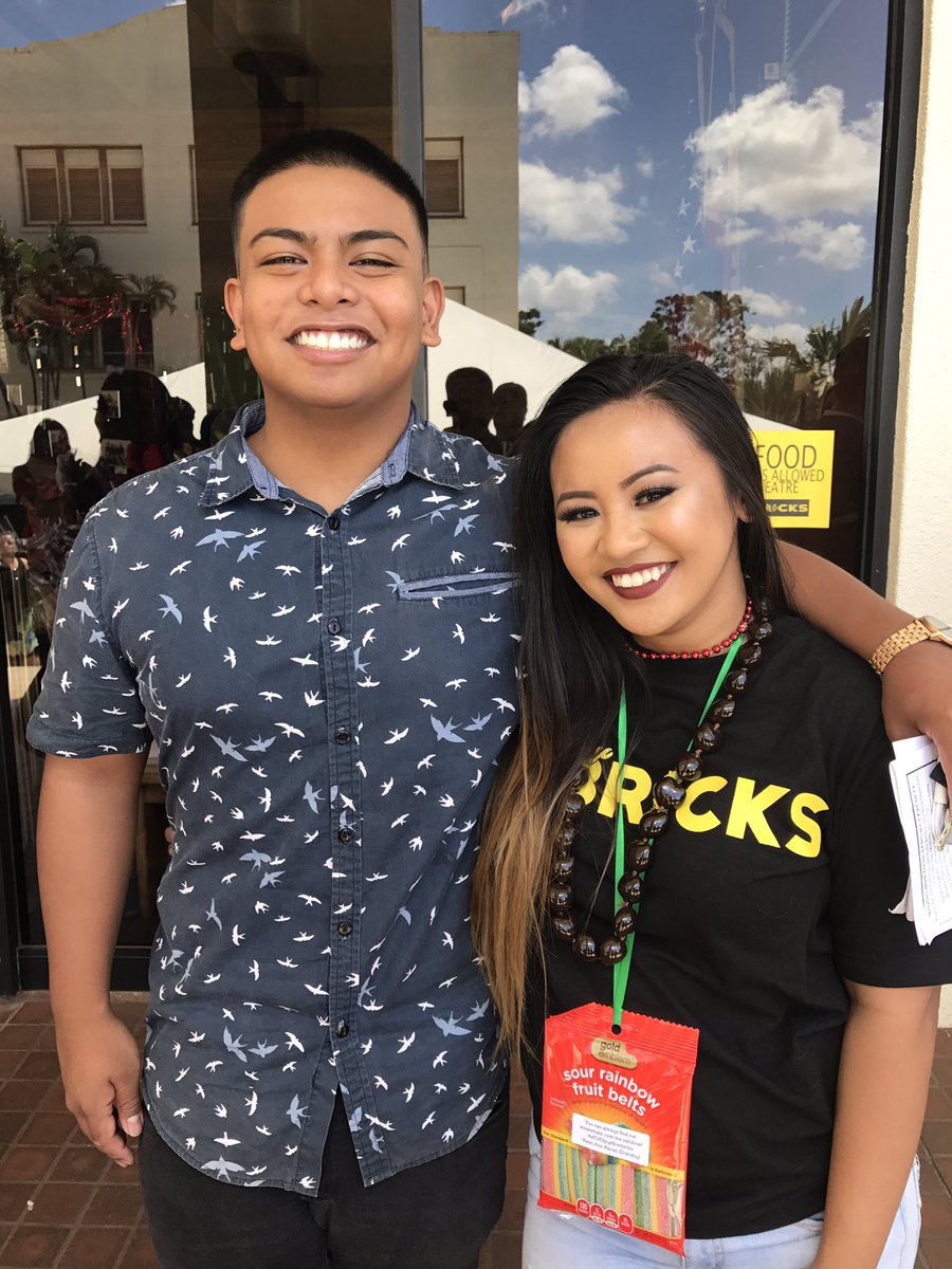 dayzjne's tweet photo. 1 year later. 😊 Omg!!! Totally wish we could've shared the stage again bebe!!! 🤢 #excusemewhileigag lol https://t.co/nJmRJJf0Kx