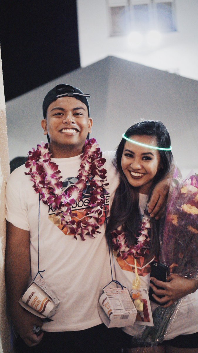 dayzjne's tweet photo. 1 year later. 😊 Omg!!! Totally wish we could've shared the stage again bebe!!! 🤢 #excusemewhileigag lol https://t.co/nJmRJJf0Kx