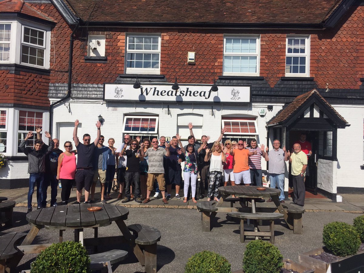 wheatsheafinnLC's tweet photo. The Wheatsheaf Inn has gone to the dogs.....LITERALLY! Here is our coach load of flutterers off to the Dogs in Brighton. Have fun! 🐶🐶🐶 https://t.co/egFI3LaPwd