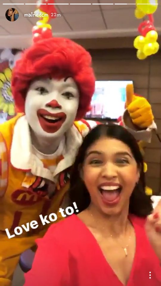 mainesadmirer's tweet photo. Maine with McDonald 😄
Love ko to ❤
(c)@mainedcm|IGS
#MaineMendoza https://t.co/GjD9uxXtIs