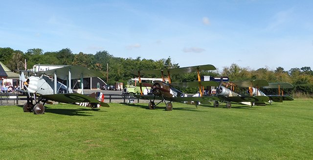 ShuttleworthTru's tweet photo. Forget three little birds, it's four little Sopwiths :D #edwardianpageant https://t.co/BqBxSZvWXm