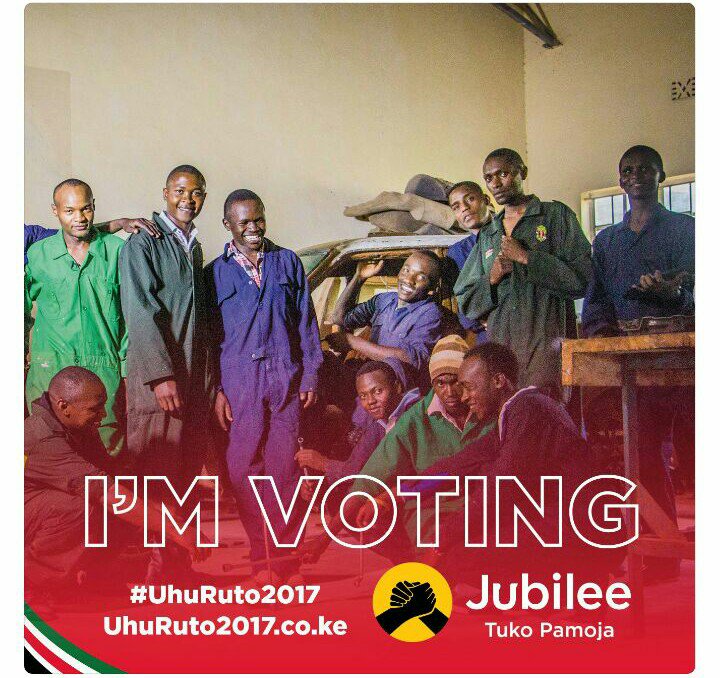 tajiri_mfupi's tweet photo. #KenyaNiJubilee https://t.co/t8W44uZeLF