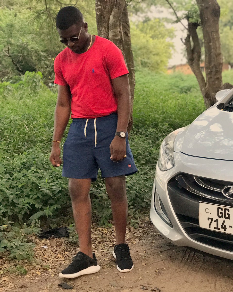 bina_michael's tweet photo. Stepping Clean 👣#WeAlright #invasionmusique #TooEasyMusic #SparkFireRepublik https://t.co/gY3DuD8gjN