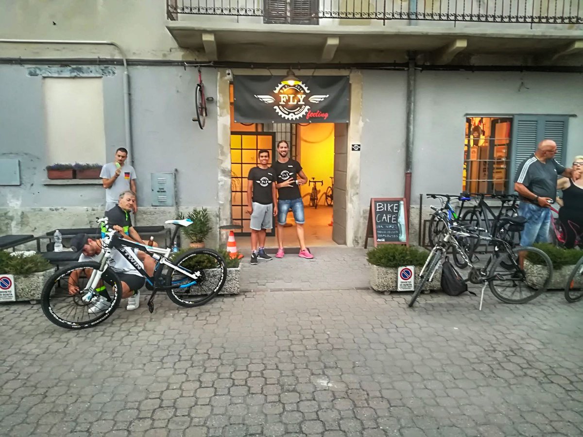 FLY_Holidays's tweet photo. About FlyFireworks (4.08.2017)
🎉🎉🎉🎉🎉🎉🎉🎉🎉🚲🚲🚲🚲🚲
#FlyFeeling #FlyCyclingHolidays #ilCorazziere #BikeHolidays #inLombardia #SummerinLombardia https://t.co/ZPg22misdN