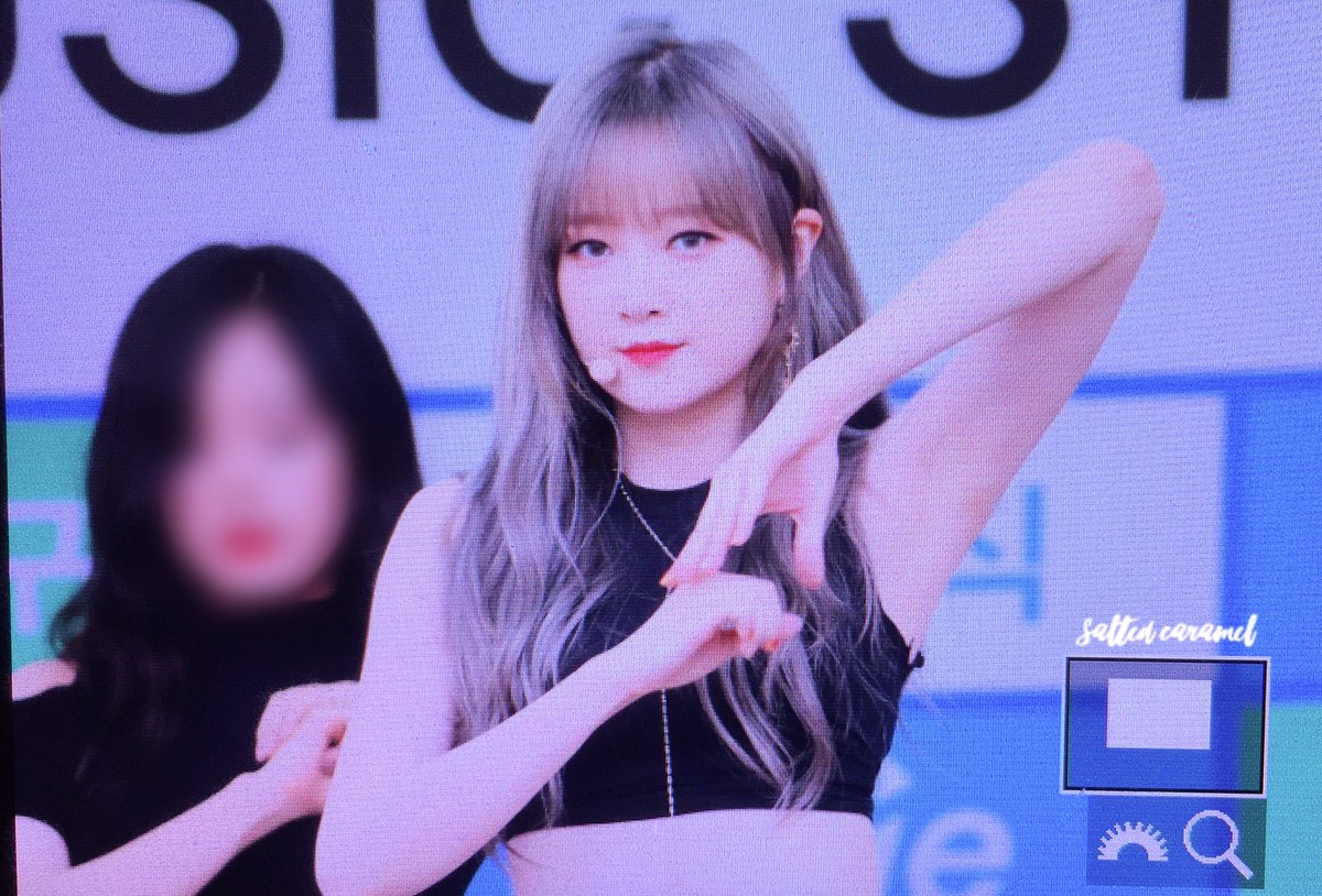 _saltedcaramel_'s tweet photo. 170806 #나인뮤지스 음악의거리 선포식 #금조 (@keumjo_1217 ) 프리뷰

💕

#9muses #이금조 #keumjo https://t.co/ybXFB0lrCm