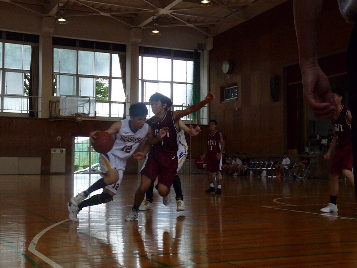 Ball24Yoshi's tweet photo. 今日を持ちまして
東浦高等学校のバスケ部を引退いたしました。
いままでありがと😁😁
最高な高校生活の思ひ出です！！
引退ライフ楽しみまーす！！（笑） https://t.co/TBDrTEXaex