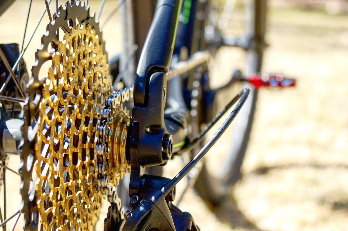 PerttuParssinen's tweet photo. Varustespesiaali | https://t.co/dPglBtJZSV 
@crankbrothers Candy 7
@SRAMmtb XX1 Eagle 
@MichelinBikeUSA Force XC 2.25 29er https://t.co/Nwx34vjMn0