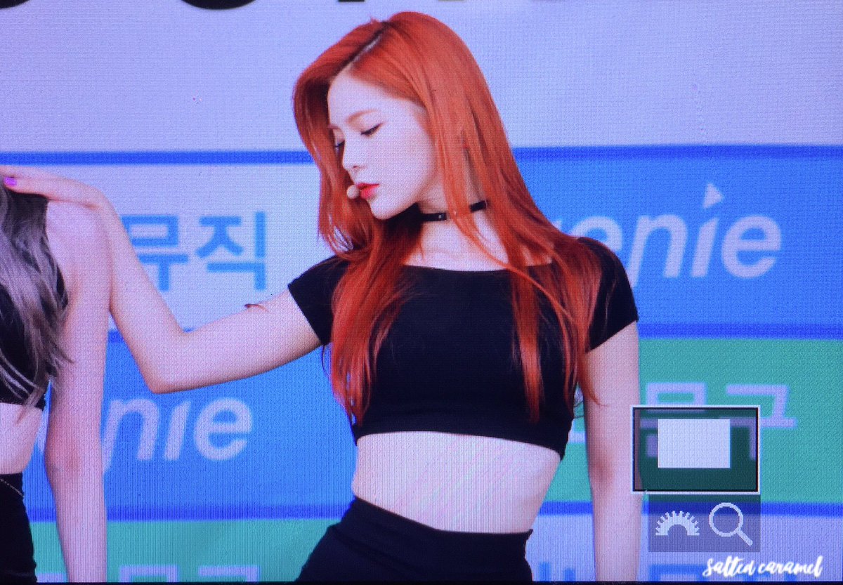 _saltedcaramel_'s tweet photo. 170806 #나인뮤지스 음악의거리 선포식 #소진 (@josojin_1011 ) 프리뷰

😘

#9muses #조소진 #josojin https://t.co/3B8UH66IDO
