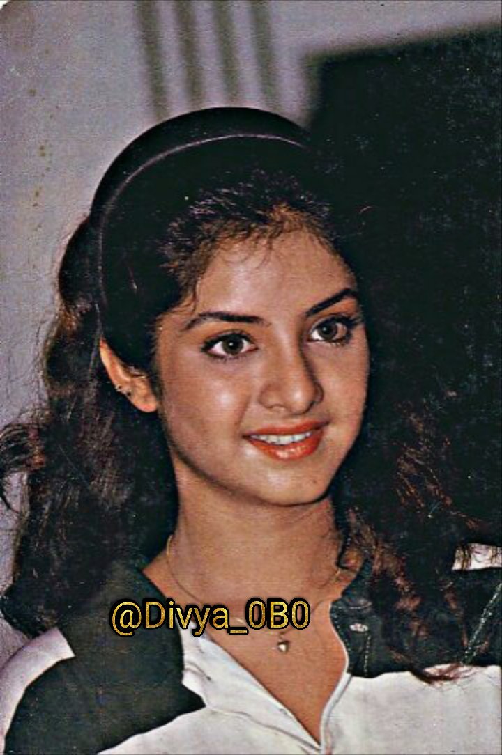 Divya Bharti Forever On Twitter During Filming Andolan Govinda