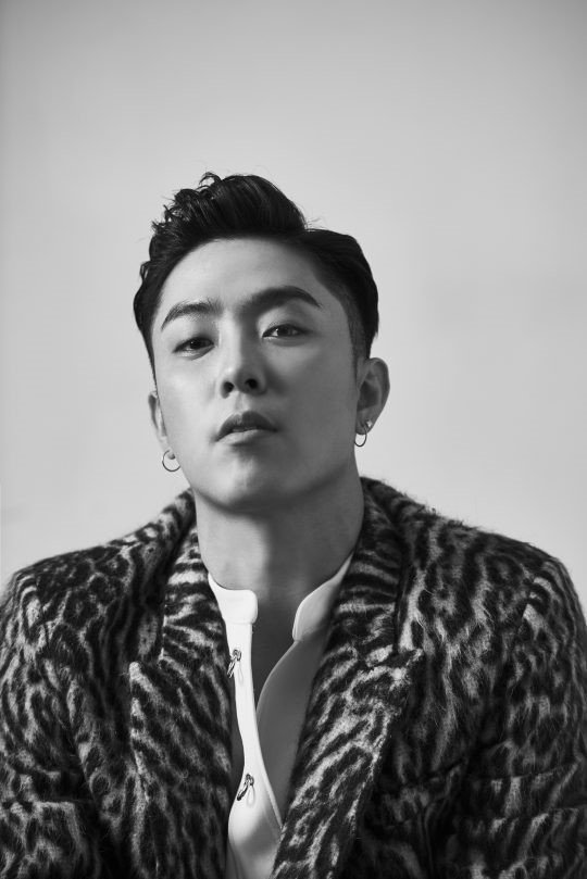 유니크한 분위기와 눈빛이 타고났는데 시간이 흐르면서 성숙함이 더해졌을 때는 뭔가 말로 하기 힘든 압도적인 분위기로 바뀌는 듯...몰라 은젼 그냥 개쩐다고...