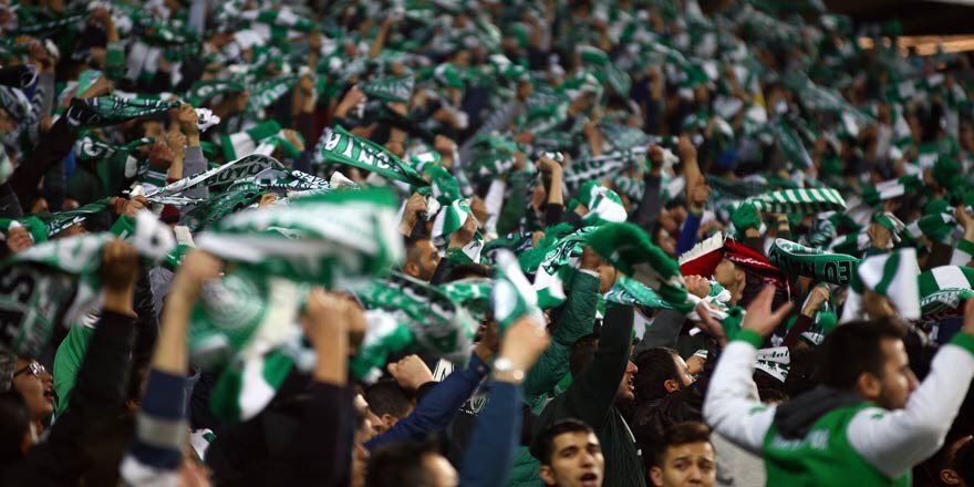 Hiiç kusura bakmayın arkadaşlar.
Bu akşam Konyasporluyuz:)
@vhbgls @gokceninadasi <a href="/gazetecialev/">Alev Gürsoy</a> <a href="/cicek_ersin_/">Kartal</a>