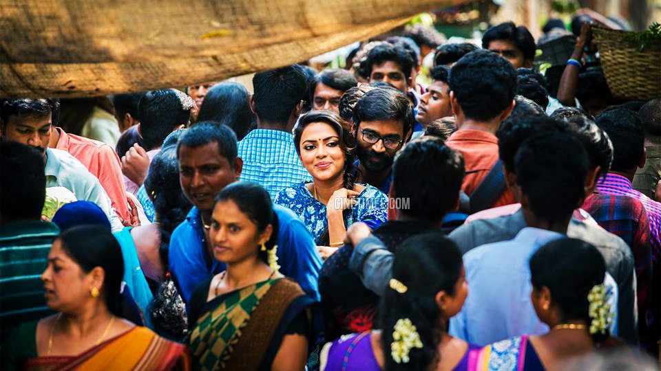 CineTimee's tweet photo. #VelaiIllaPattadhaari2 ! பிரம்மாண்ட வெளியீடு ஆகஸ்ட் 1⃣1⃣முதல் !
#5DaysToGoForVIP2 ! #VIP2 ! @dhanushkraja !
#CineTimee ! https://t.co/rM9fE5pIpa