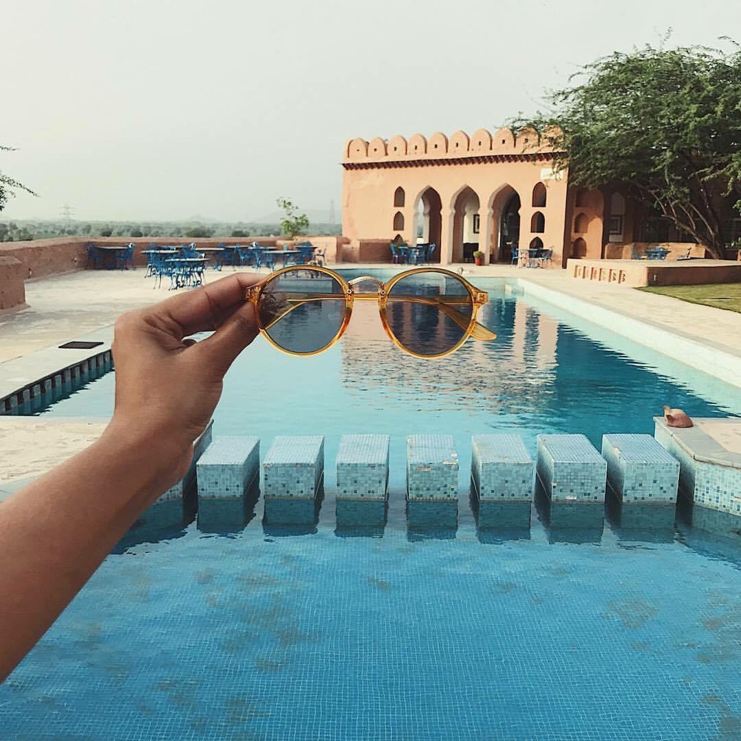 theknclan's tweet photo. What my Sunday afternoon looks like🕶💫 #fromwhereisee
@Neemrana_Hotels
#theknclan #theknclanxneemranahotels #kesrolihillfort https://t.co/eZBJGh40A9