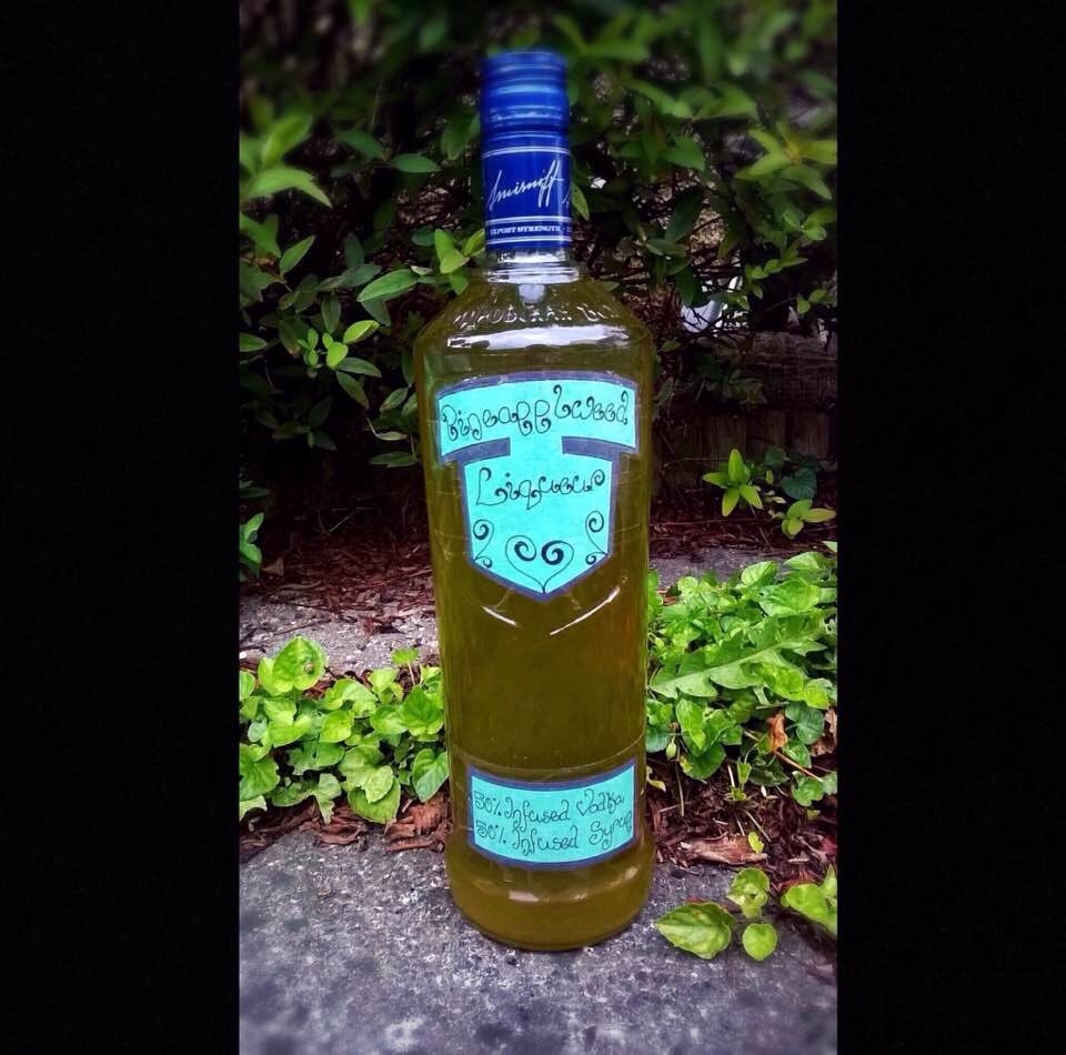 LeeeBurrows's tweet photo. Pineappleweed liqueur just made. This is very refreshing for summer! https://t.co/ZJbCW4vobD