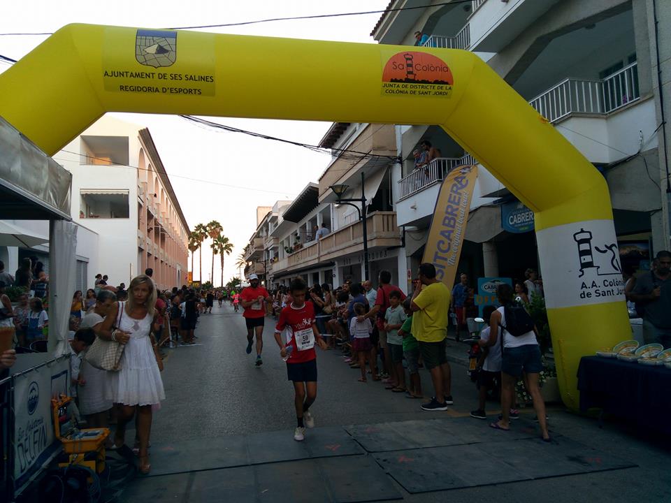 Ja teniu a la vostra disposició l'àlbum de 📷 de la cursa ses Salines - Colònia St. Jordi. Mirau si vos hi trobau 👉 goo.gl/tHcJra