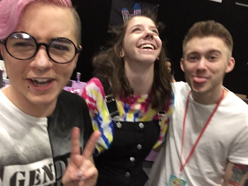 NoaGoldstein1's tweet photo. Chain of events after we all put our tongue out at the same time. #SitC2017 https://t.co/SXcpm9NQJw
