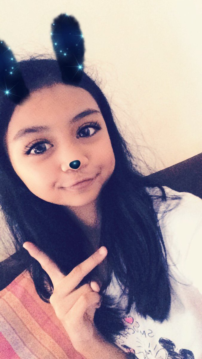 PreshieLM12's tweet photo. Snappy!😂 DangerousWoman HAHAHA😂🐷 https://t.co/71zhIIqHle