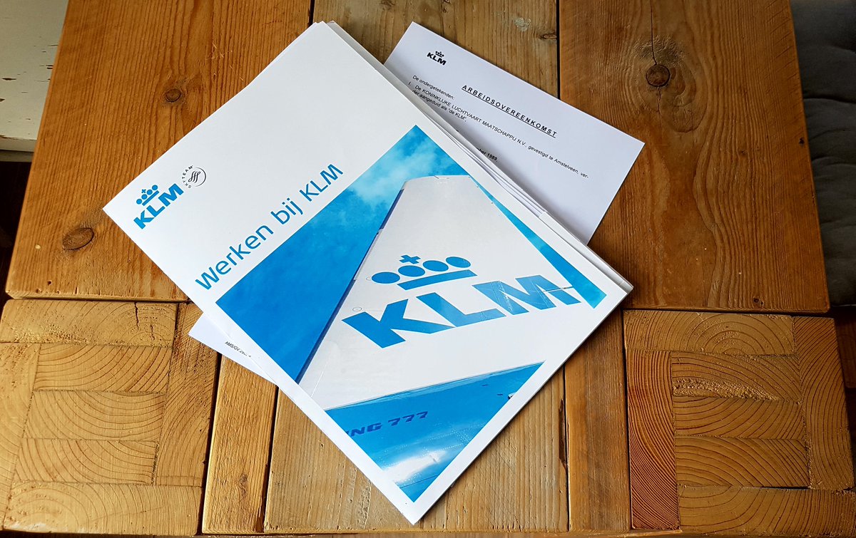 mettendv's tweet photo. New job! Veel zin om morgen bij @KLM te beginnen als Social Commerce Manager. Dank aan iedereen met wie ik bij @TeamTyrsday heb gewerkt! https://t.co/vWpzzaDeTR