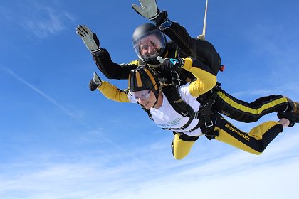 alzheimerssoc's tweet photo. Happy #OneGiantLeap day! If you're taking part send us your photos & let us know how amazing your jump was #TeamAlz https://t.co/VjFNZxePuO https://t.co/vxhfLH2h9P