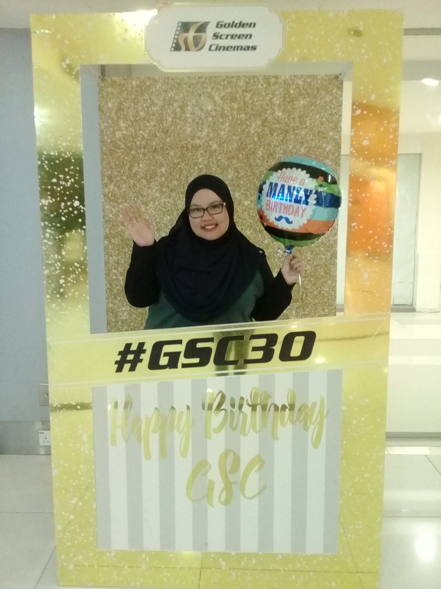 fazzyzainal's tweet photo. My cousin who work at GSC turns 30 today and @GSCinemas turns 30 too this year!! Twinsies! Soo happy birthday dearest cousin.. ๐๐๐๐ #GSC30 https://t.co/xMPtxsfX6i