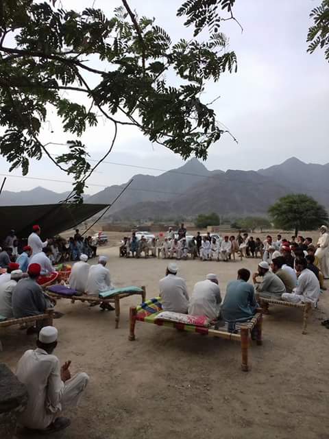 TalhaMomand's tweet photo. نثارمومند تحصیل پنڈیالئ عرفان خیل میں  شمولیتی پروگرام سے خطاب @BushraGohar @jafarshahmp @bashir_matta @SangeenKhan @a_siab @Khadimhussain4 https://t.co/lCOms4fnEy