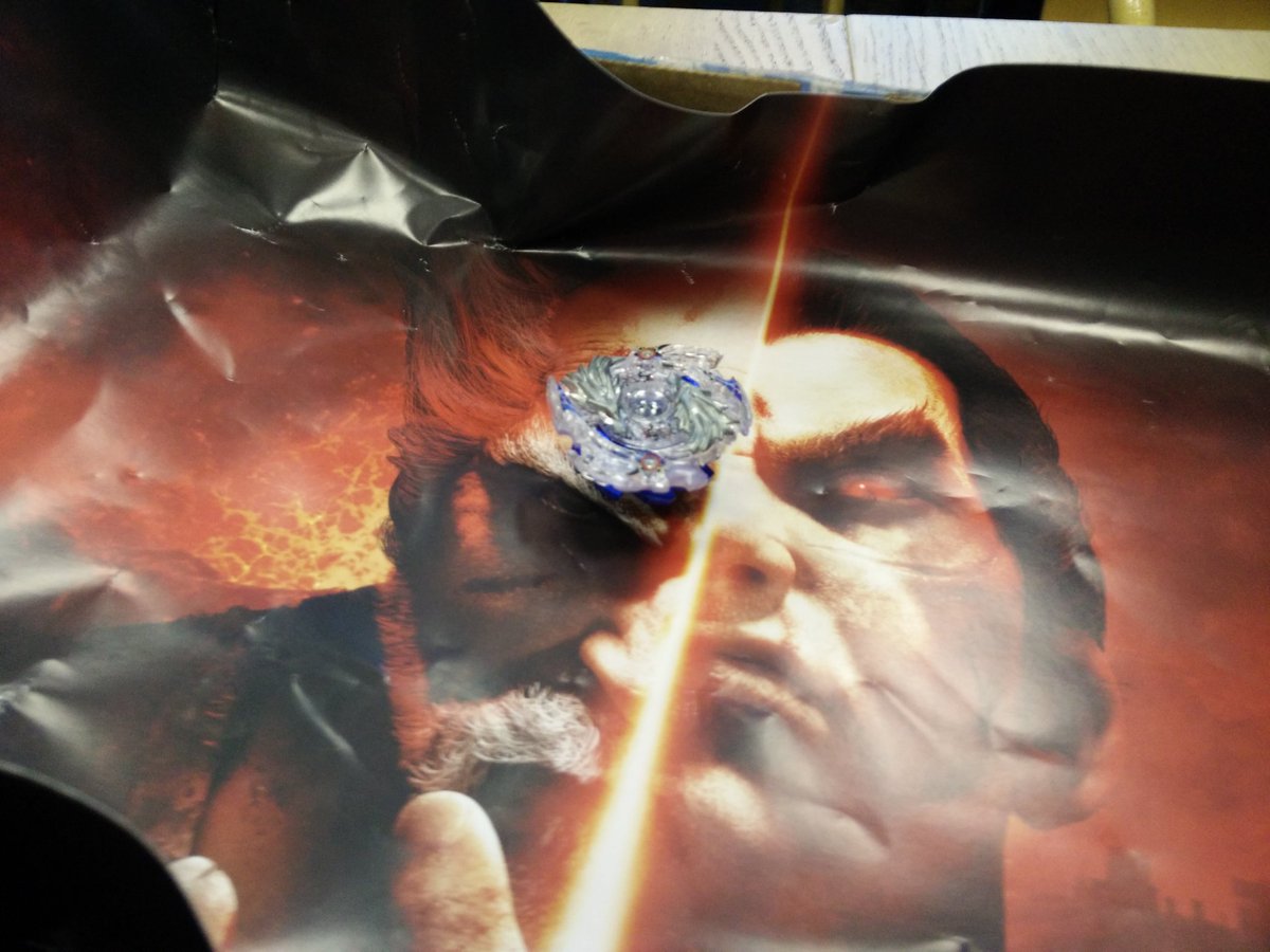 EvilHustleCrowe's tweet photo. Welcome to the Glasgow FGC local Friday session. #casualfgc #competitivebeyblade #anime #maxxp #social #basichumancourtesy #vapecromancy https://t.co/A8cy2YJbOn