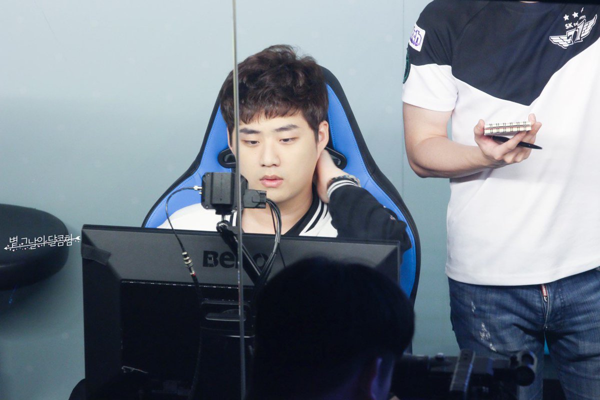 llllollow_pic's tweet photo. 170807 2017 LOL CHAMPIONS KOREA SUMMER SK Telecom T1 #Bang #뱅 #배준식https://t.co/h2TIiFkyFz https://t.co/VwjcfpTxU1