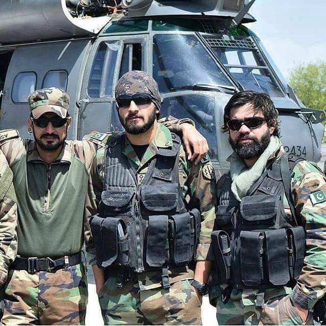 CZArmy01's tweet photo. PAKISTAN ARMY  SPECIAL SERVICES GROUP COMMANDOS 
BEST IN THE WORLD 
OUR ENEMIES SHOULD KNOW DEATH FEARS FROM US  ✖💯 #StopBlamingPakArmy h https://t.co/NegBX9kx5X