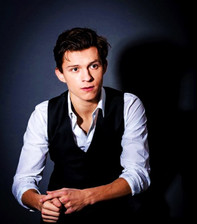 best of tom holland (@bestoftoholland) on Twitter photo 