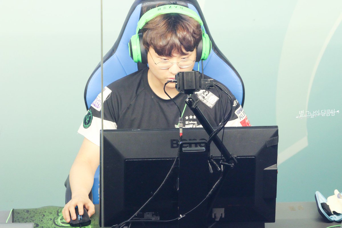 llllollow_pic's tweet photo. 170807 2017 LOL CHAMPIONS KOREA SUMMER SK Telecom T1 #Blank #블랭크 #강선구https://t.co/KHjJdAbEIA https://t.co/JZFfvDnAN1