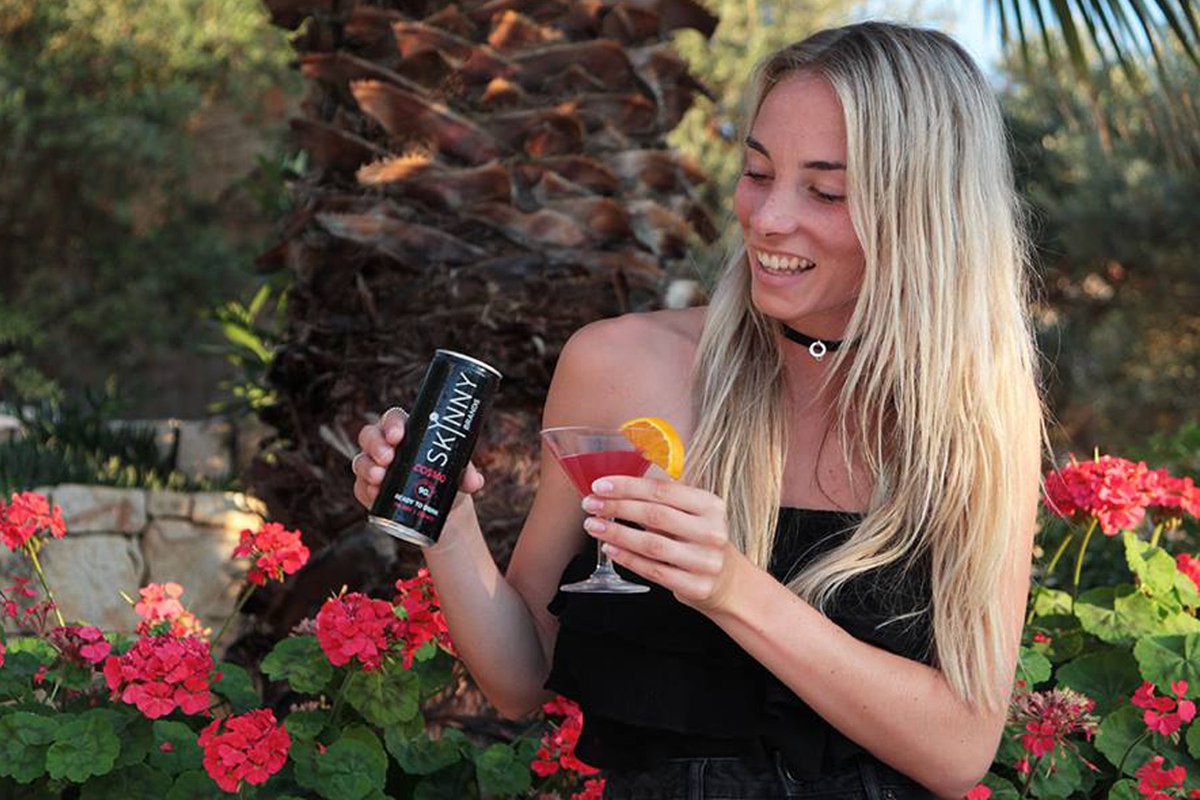 Sunday = eat, sleep, drink a Skinny Cocktail 🍸