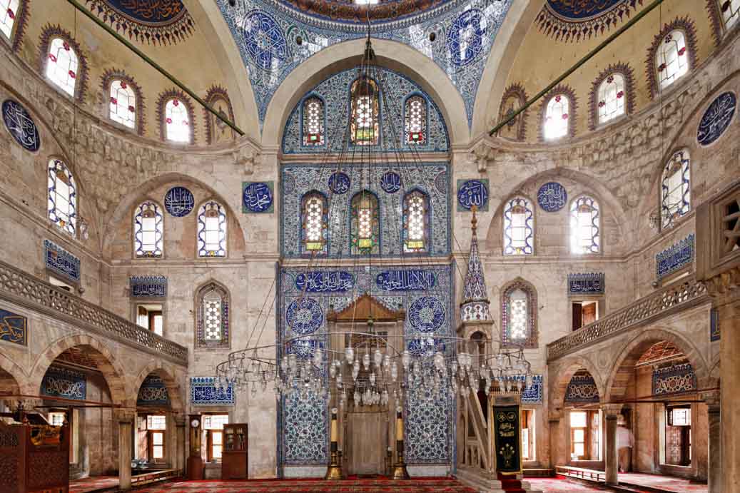 Beshara_Mag's tweet photo. “Standing here, before the plain, unadorned mihrab, it as if one has been brought to some ultimate secret“ 

https://t.co/LPWtZCVaFx https://t.co/YSpSeIEtKi