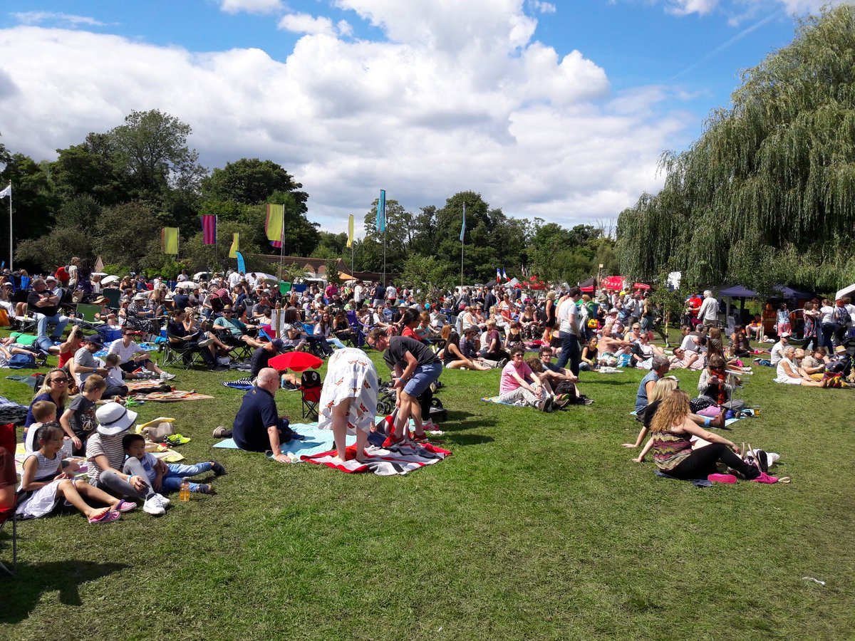 keithpp's tweet photo. Staycation Live #Godalming #music #StaycationLive https://t.co/wmncXJXPNu