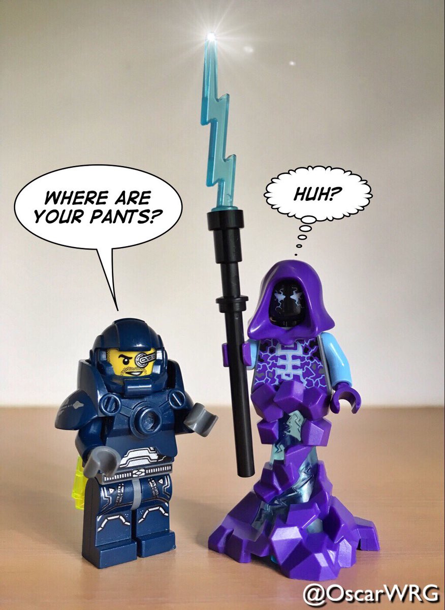 OscarWRG's tweet photo. #LEGO_Galaxy_Patrol #LEGO #NexoKnights #Rogul's #Lightning #Sword #LightningSword @LEGO_Group @DoSAinterntl https://t.co/WtPfozK2e4