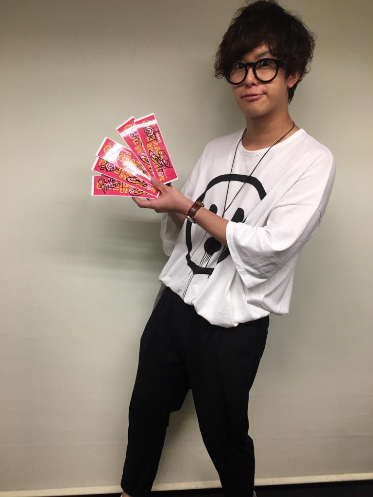 LINELIVE_JP's tweet photo. 🎶プレゼント🎶

ブルエン田邊さん、DISH//メンバーのサイン入りステッカーを5名様に🎉この投稿をRT&amp;フォローで応募完了💡当選者にDMします💌締切8/7

⏩https://t.co/NX4o6wEsSI

#ラインライブ #FM802 https://t.co/uLr0RiGZ0V