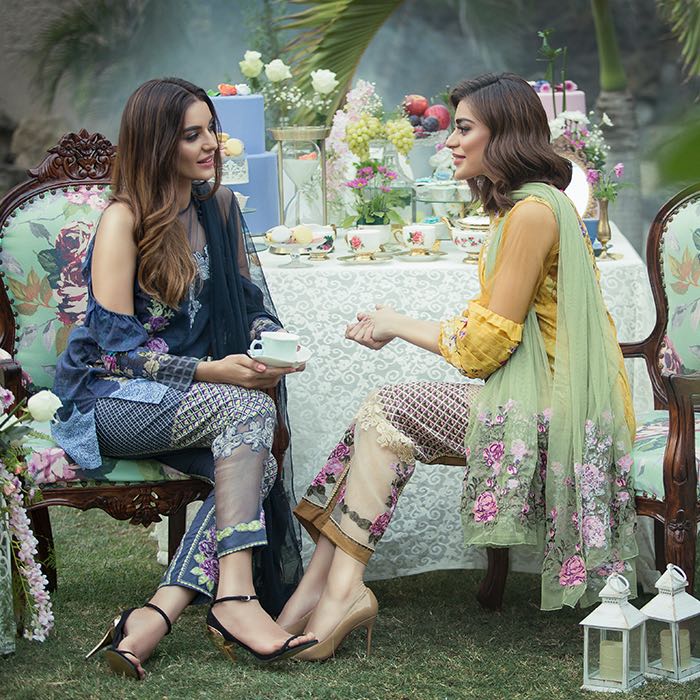 MediaSpringPk's tweet photo. Get your hand on these luxurious designs from #TabbassumMughal's Eid Collection by #AlZohaibtextile launching on 10th August https://t.co/mTQa7NCZUs