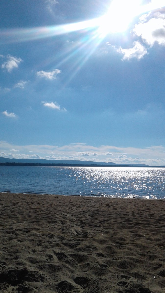 LWLOttawa's tweet photo. Ontario, you got this!!
#Staycation #puffycloud #bluesky #happy #tourist #inmyownprovince https://t.co/xILPmOnTAf
