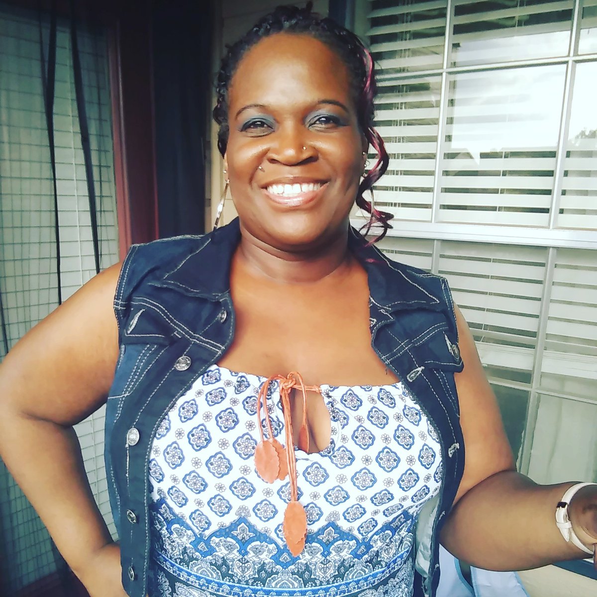 BeautifulnSassyTrice (sweetnrosie) Twitter