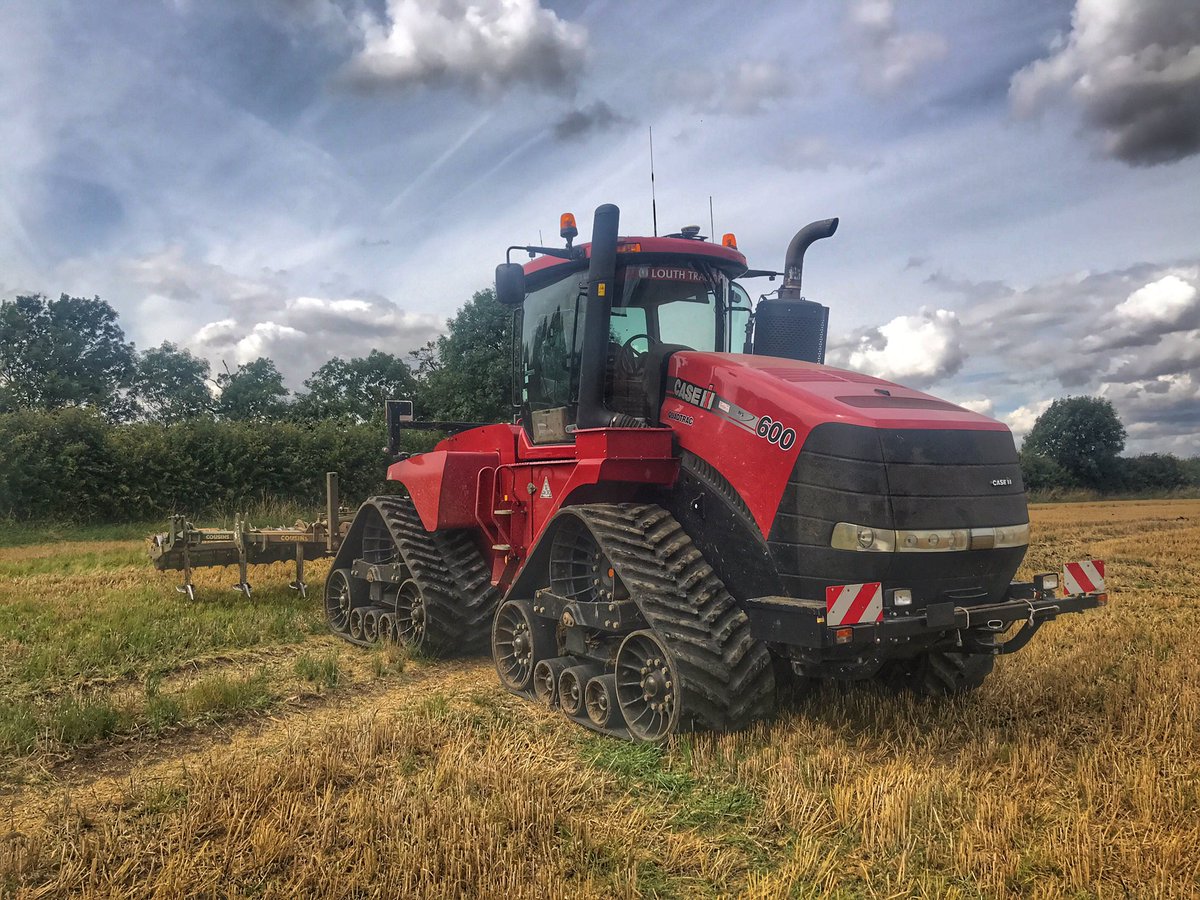 tj_dj16's tweet photo. #flatlift #casequadtrac @louth_tractors https://t.co/ibu7nSy6I4