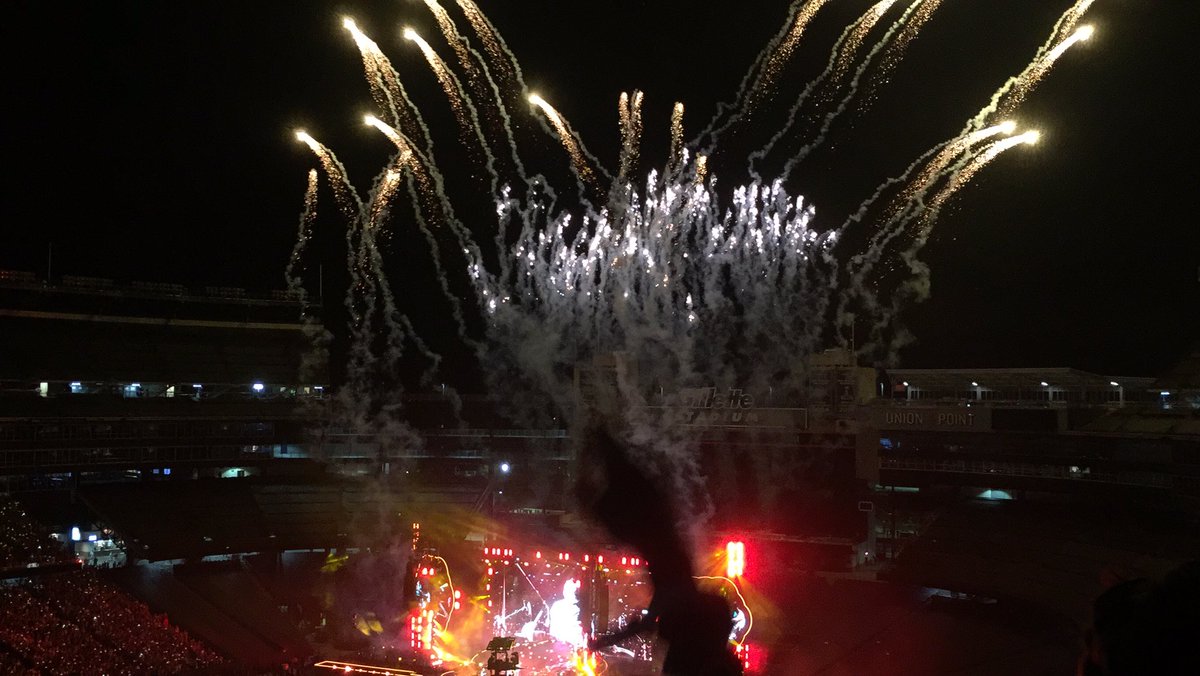 Coldplay_fix_me's tweet image. Believe in love