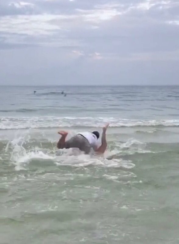 brooksbrown2020's tweet photo. My sister called me weak. So I showed her just how weak I am.  @elliebelle2424 https://t.co/jEgJ689rvU