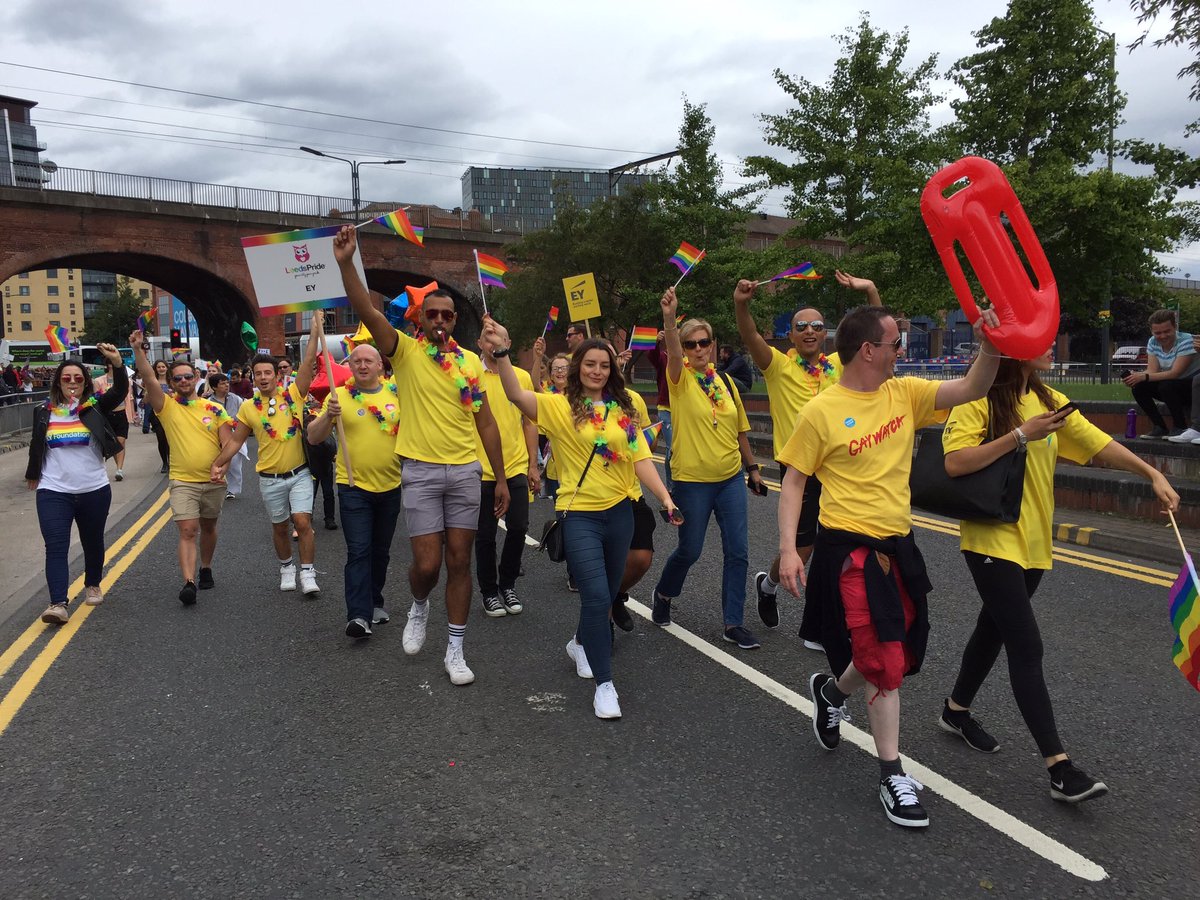 TG_Guys's tweet photo. @EY_Foundation parading #leedpride π³οΈβππ³οΈβππ³οΈβππ³οΈβπ https://t.co/eM8WThXgAY