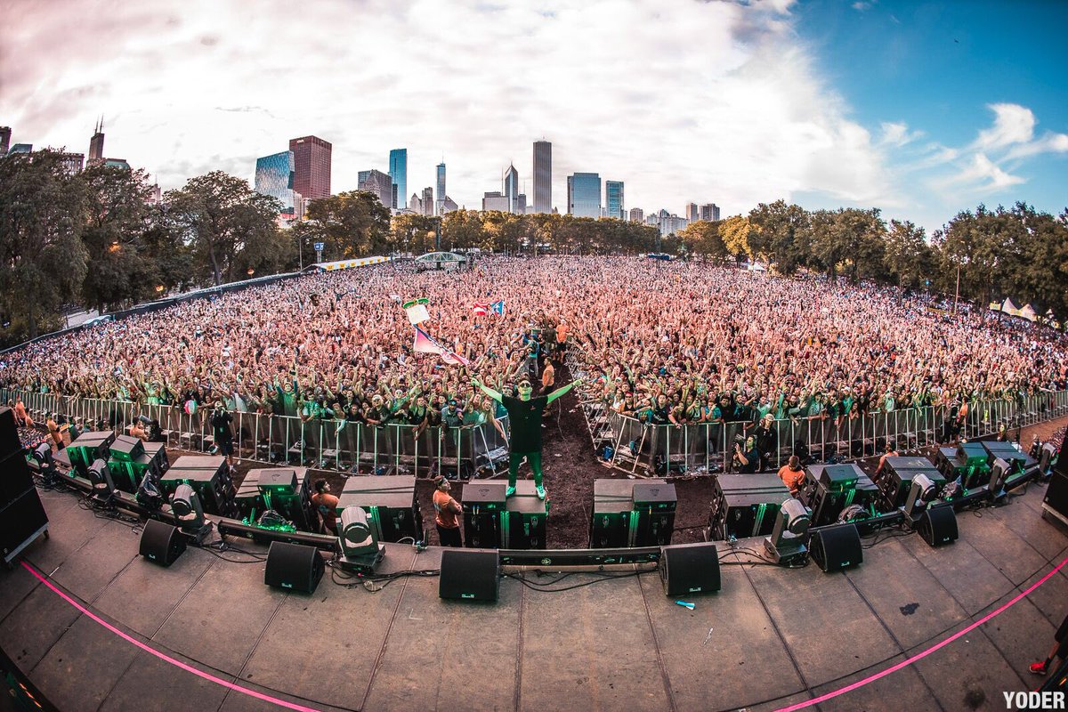 Lollapalooza https://t.co/PLBhXvFQoY