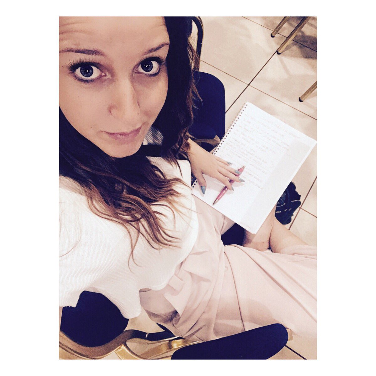 Roberta_Pmi's tweet photo. La battaglia vera è tenere alto l'entusiasmo.
Non c'è debito che tenga davanti
al proprio CREDO ❤️
#NetworkervincenteUG https://t.co/jTlTFYXyI6